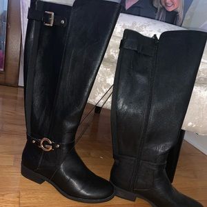 Black zip up faux leather boots